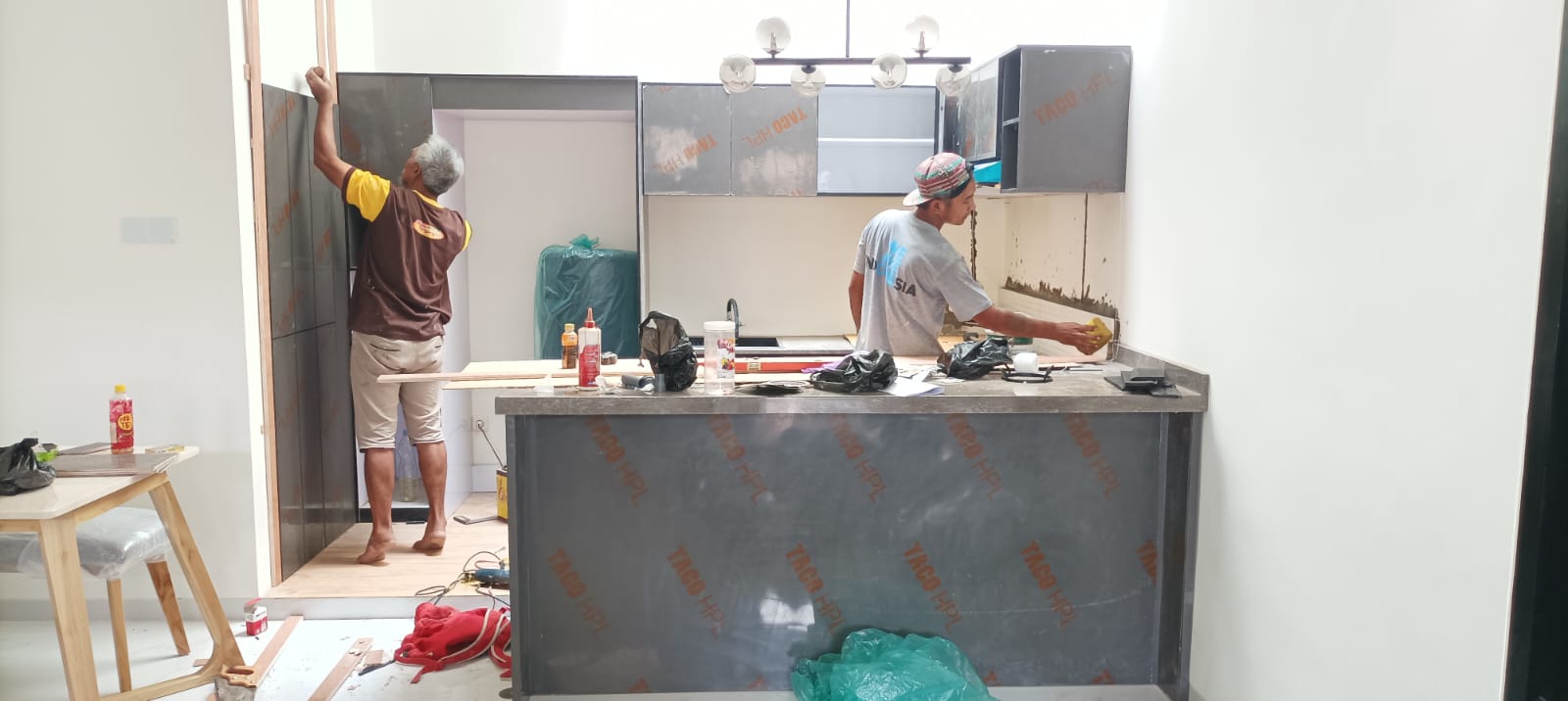 Interior Kitchen Set Bapak Doni (3)